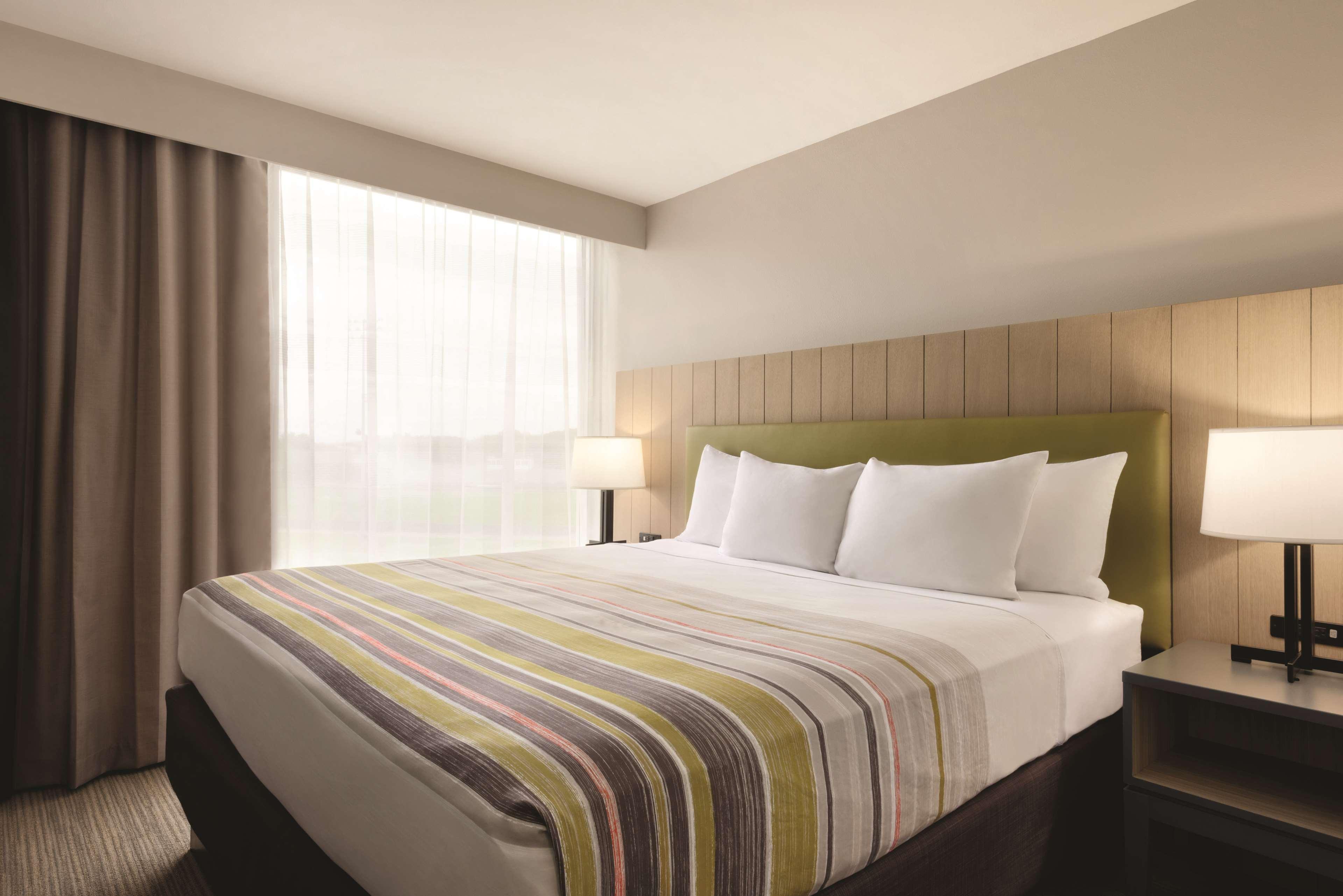 Country Inn & Suites By Radisson, Ft Atkinson, Wi Fort Atkinson Dış mekan fotoğraf