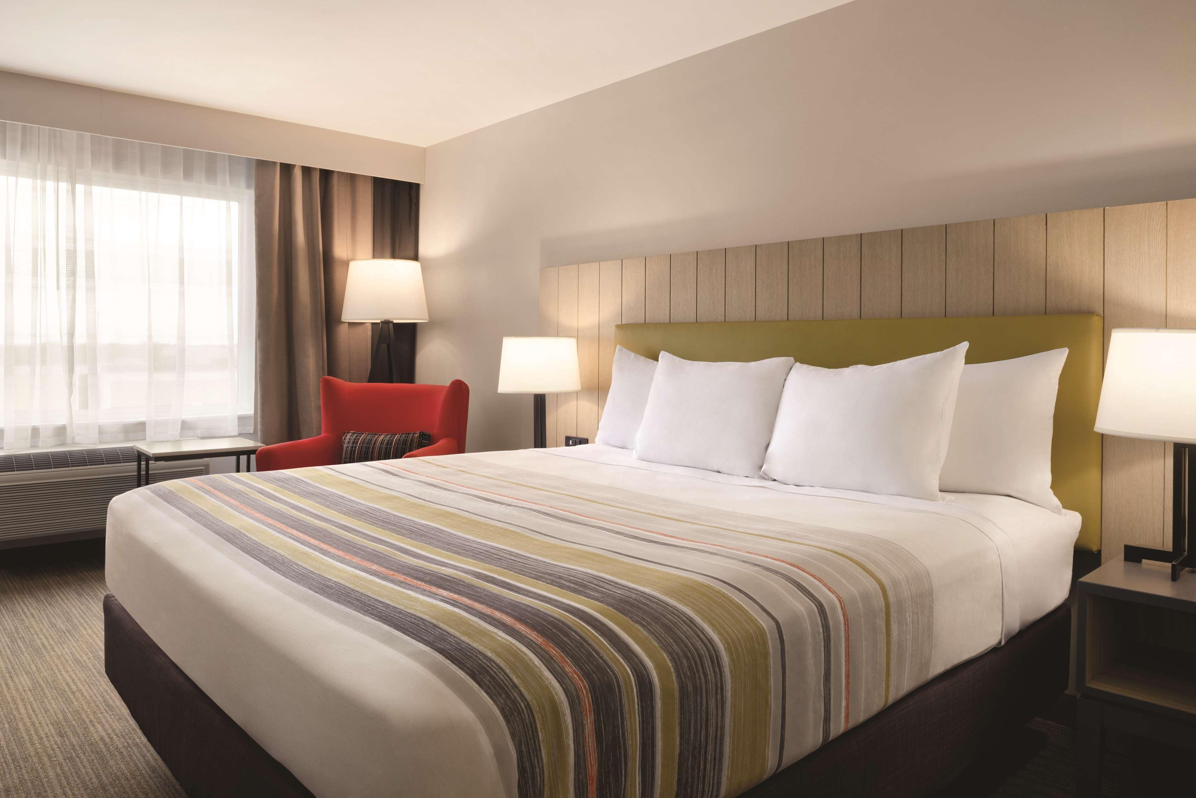 Country Inn & Suites By Radisson, Ft Atkinson, Wi Fort Atkinson Dış mekan fotoğraf
