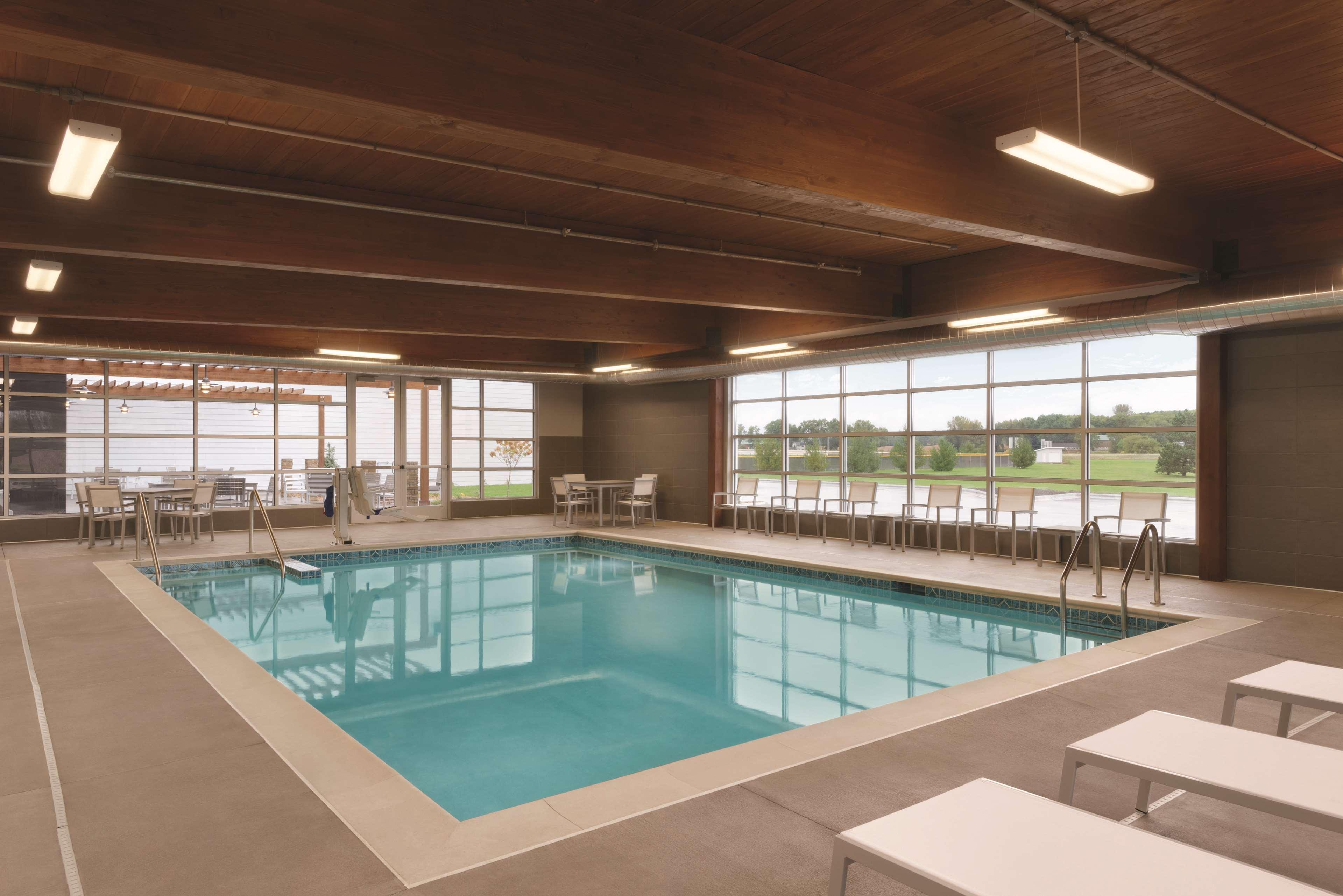 Country Inn & Suites By Radisson, Ft Atkinson, Wi Fort Atkinson Dış mekan fotoğraf